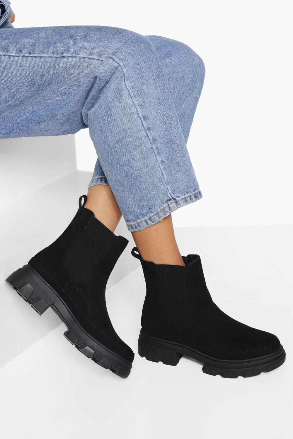 Boohoo High Ankle Chunky Chelsea Boots- Black  - Size: 9