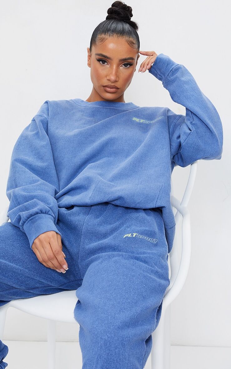 PRETTYLITTLETHING Blue Oversized Sport Sweatshirt  - Blue - Size: Medium