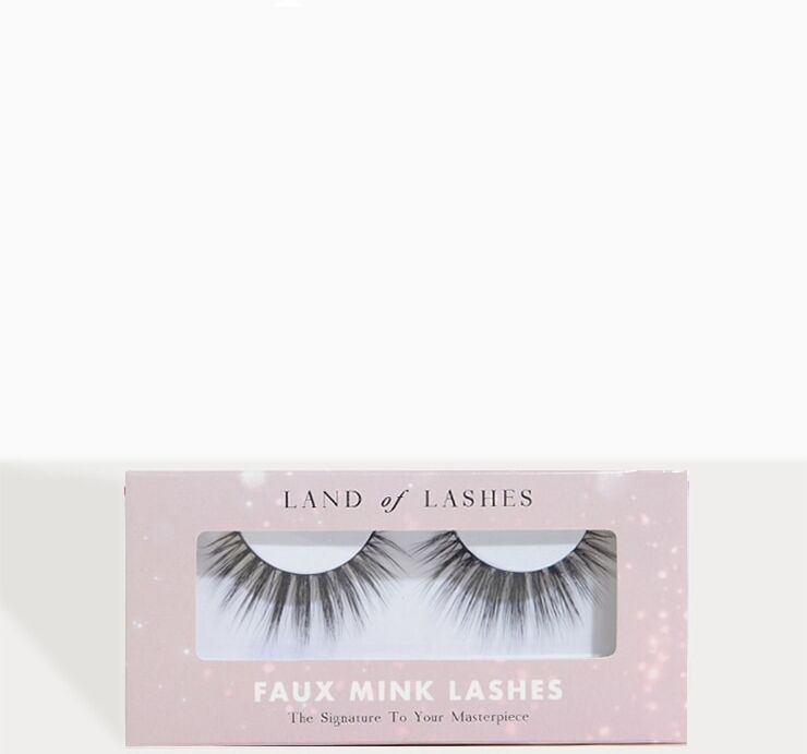 Land Of Lashes Flutter Lash