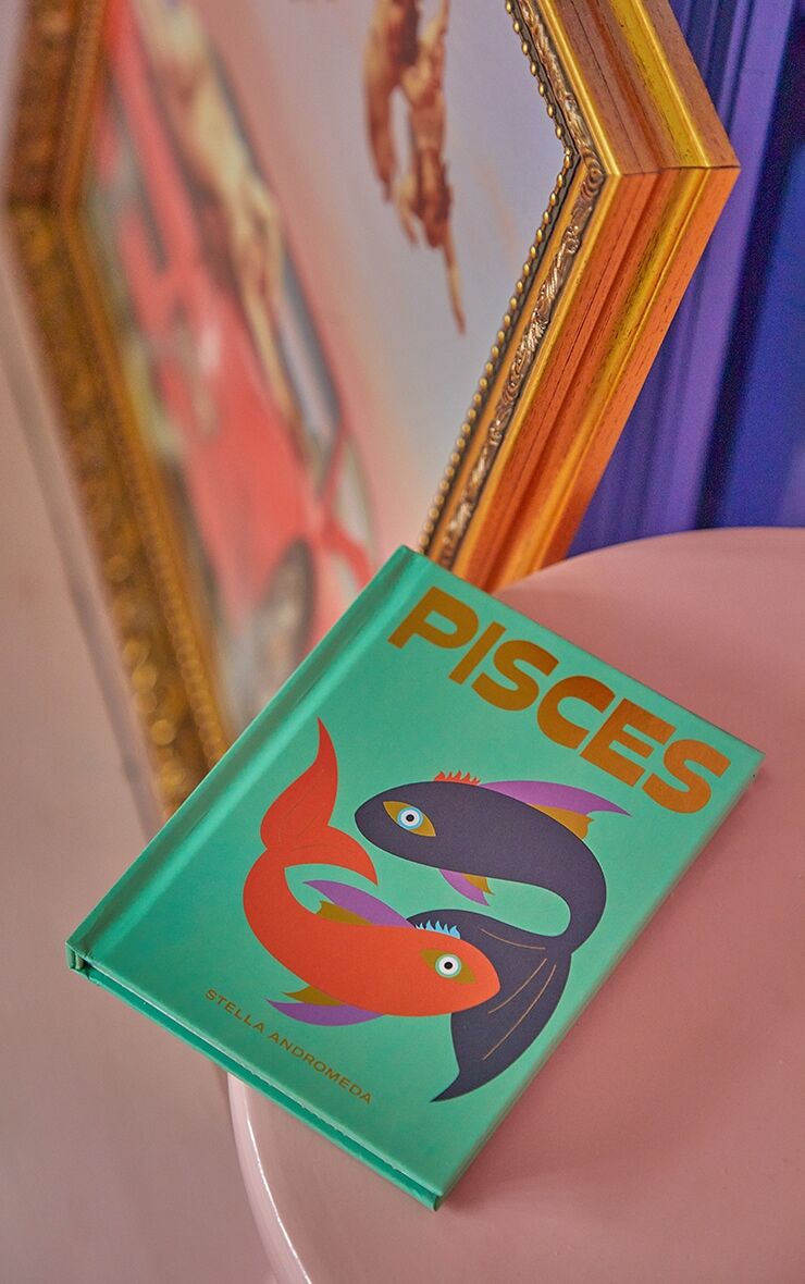 PrettyLittleThing Pisces Star Sign Astrology Book  - Pisces - Size: One Size