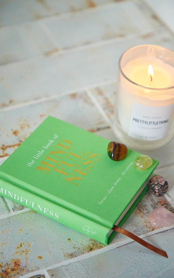 PrettyLittleThing The Little Book of Mindfulness  - Green - Size: One Size