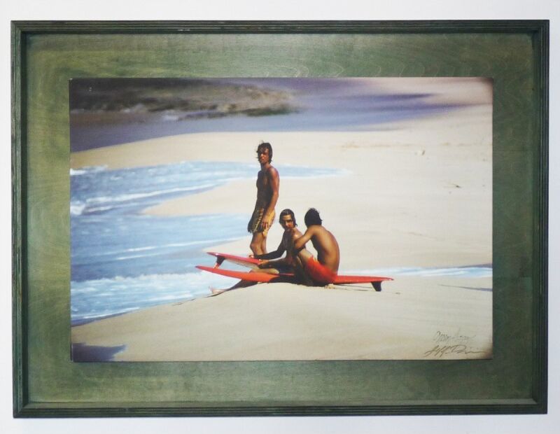 JEFF DIVINE PHOTOGRAPHY Photographie Surf Vintage JEFF DIVINE 'Herbie Fletcher, Gerry Lopez & Barry Kaniaupuni At Sunset 1971'