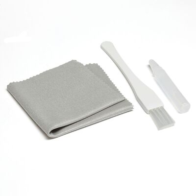 Kit nettoyage machine tissu + huile - Bohin - Mondial Tissus Kit nettoyage machine tissu + huile - Bohin - Mondial Tissus