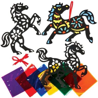 Baker Ross FN655 Kits de décoration en vitrail sur le thème de l'année du cheval – Lot de 6, décorations colorées en vitrail pour le Nouvel An chinois Baker Ross FN655 Kits de décoration en vitrail sur le thème de l'année du cheval – Lot de 6, décorations colorées en vitrail pour le Nouvel An chinois