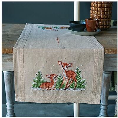 Vervaco Kit Point De Croix Pré-Imprimé Chemin De Table CERF Broderie Kit Complet Adulte Loisir Créatif Maison Decoration Manuelle Table Cadeou DIYca. 40 x 100 cm Cross Stitch Embroidery Vervaco Kit Point De Croix Pré-Imprimé Chemin De Table CERF Broderie Kit Complet Adulte Loisir Créatif Maison Decoration Manuelle Table Cadeou DIYca. 40 x 100 cm Cross Stitch Embroidery