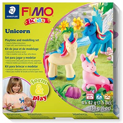 Staedtler 8034 19 LZ03 FIMO Kids Form&Play Ensemble de pâte polymère à modeler « Licorne » (lot de 4 blocs, autocollants, outils de modélisation et arrière-plan) Staedtler 8034 19 LZ03 FIMO Kids Form&Play Ensemble de pâte polymère à modeler « Licorne » (lot de 4 blocs, autocollants, outils de modélisation et arrière-plan)