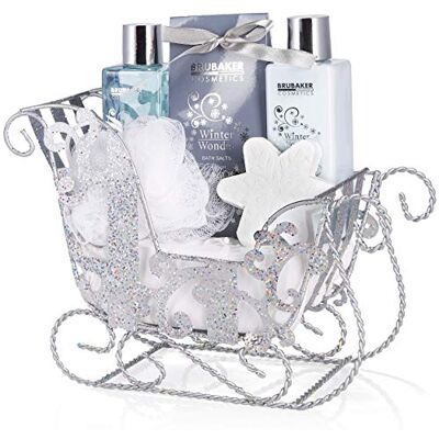 BRUBAKER Cosmetics Coffret de bain & de soins Winter Wonder/Vanille 6 Pièces Traîneau à paillettes Argenté Idée cadeau Noël BRUBAKER Cosmetics Coffret de bain & de soins Winter Wonder/Vanille 6 Pièces Traîneau à paillettes Argenté Idée cadeau Noël