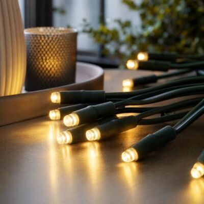 Hellum Guirlande lumineuse à 10 LED, longueur : 1,35 m, guirlande lumineuse intérieure, blanc chaud classique, < 59 lm, verte, avec prise, pour sapin de Noël 579123 Hellum Guirlande lumineuse à 10 LED, longueur : 1,35 m, guirlande lumineuse intérieure, blanc chaud classique, < 59 lm, verte, avec prise, pour sapin de Noël 579123