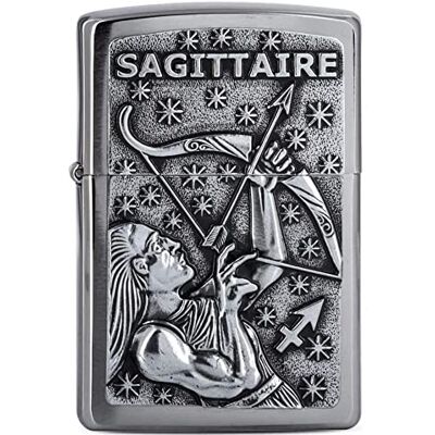 Zippo Briquet Tempête Motif Signe Du Zodiaque Sagittaire, Chrome Brossé, Impression Emblem, Rechargeable, Réutilisable, Coupe-vent, Coffret Cadeau, Fabriqué Aux États-Unis Zippo Briquet Tempête Motif Signe Du Zodiaque Sagittaire, Chrome Brossé, Impression Emblem, Rechargeable, Réutilisable, Coupe-vent, Coffret Cadeau, Fabriqué Aux États-Unis