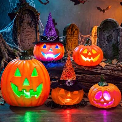 JOYIN Lot de 5 lanternes lumineuses d'Halloween en forme de citrouille avec lumière LED pour décoration d'intérieur et d'extérieur JOYIN Lot de 5 lanternes lumineuses d'Halloween en forme de citrouille avec lumière LED pour décoration d'intérieur et d'extérieur