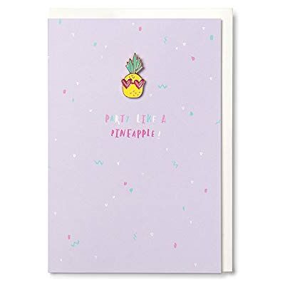 Me To You Hotchpotch Party Like A Ananas Carte de vœux avec pin's en émail Motif ananas Me To You Hotchpotch Party Like A Ananas Carte de vœux avec pin's en émail Motif ananas