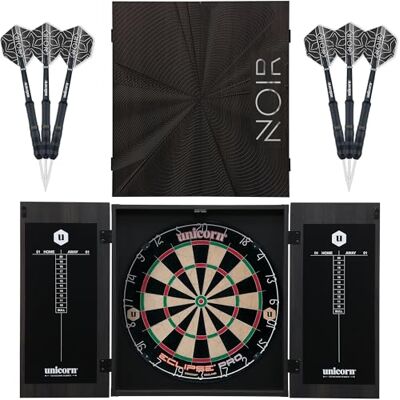 Unicorn Home Darts Centre Noir Eclipse Pro Cible de fléchettes et armoire noire Planche en sisal avec construction sans agrafes Tableau noir facile à nettoyer Comprend 2 jeux de fléchettes Unicorn Home Darts Centre Noir Eclipse Pro Cible de fléchettes et armoire noire Planche en sisal avec construction sans agrafes Tableau noir facile à nettoyer Comprend 2 jeux de fléchettes