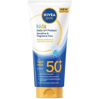NIVEA SUN Kids Protection solaire UV quotidienne SPF 50+ Crème solaire pour enfants pour visage et corps, extra résistante à l'eau et à la transpiration, panthénol, vitamines C & E, sans parfum, peau NIVEA SUN Kids Protection solaire UV quotidienne SPF 50+ Crème solaire pour enfants pour visage et corps, extra résistante à l'eau et à la transpiration, panthénol, vitamines C & E, sans parfum, peau
