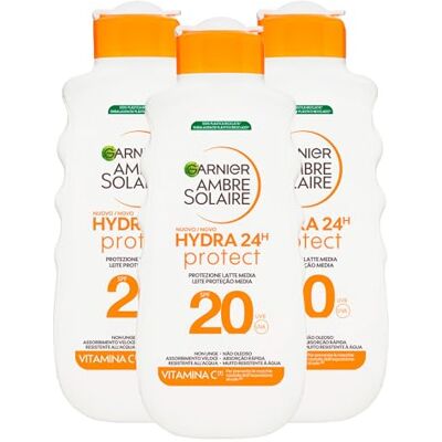 Garnier Ambre Solaire Hydra 24h Protect Lait Solaire Protection Visage et Corps SPF 20 Protection Moyenne contre UVA UVB Formule Hydratante Nutritive Imperméable avec Beurre de Karité 3 Flacons de 200 ml Garnier Ambre Solaire Hydra 24h Protect Lait Solaire Protection Visage et Corps SPF 20 Protection Moyenne contre UVA UVB Formule Hydratante Nutritive Imperméable avec Beurre de Karité 3 Flacons de 200 ml