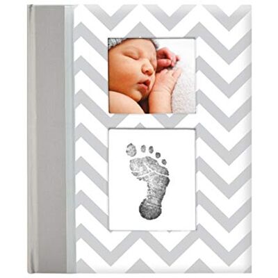 Pearhead First 5 Years Chevron Baby Memory Book with Included Clean-Touch Baby Safe Ink Pad to Create Baby's Handprint or Footprint, Keepsake Milestone Journal, Spanish Language, Grey Pearhead First 5 Years Chevron Baby Memory Book with Included Clean-Touch Baby Safe Ink Pad to Create Baby's Handprint or Footprint, Keepsake Milestone Journal, Spanish Language, Grey