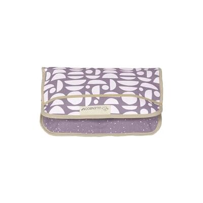 ULLENBOOM Sac à langer pour les déplacements, lilas, fabriqué en UE, pour jusqu'à 3 couches, lingettes et autres accessoires, étui à couches avec fermeture éclair et élastique, petit et décontracté ULLENBOOM Sac à langer pour les déplacements, lilas, fabriqué en UE, pour jusqu'à 3 couches, lingettes et autres accessoires, étui à couches avec fermeture éclair et élastique, petit et décontracté