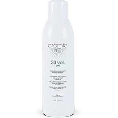 Light Irridiance Cromic 30 Vol. 9 % – Émulsion oxydante effet crémeux 1000 ml 1 l Oxygénée pour colorant, couleur permanente Enrichi en éléments végétaux Light Irridiance Cromic 30 Vol. 9 % – Émulsion oxydante effet crémeux 1000 ml 1 l Oxygénée pour colorant, couleur permanente Enrichi en éléments végétaux