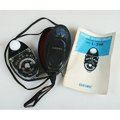 Sekonic Studio Deluxe Modèle L-398 avec instructions d'utilisation (français non garanti) et étui d'origine Sekonic Studio Deluxe Modèle L-398 avec instructions d'utilisation (français non garanti) et étui d'origine