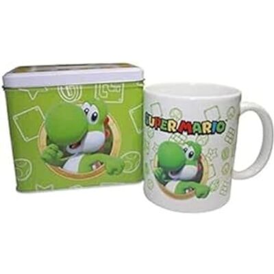 Nintendo MONOGRAM Yoshi Tirelire en Métal 12 x 9 x 11cm + Mug Nintendo MONOGRAM Yoshi Tirelire en Métal 12 x 9 x 11cm + Mug