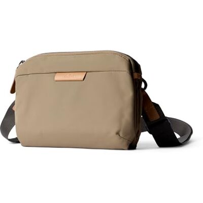 Bellroy Tokyo Side Bag (sacoche fine pour usage professionnel et quotidien) Bellroy Tokyo Side Bag (sacoche fine pour usage professionnel et quotidien)