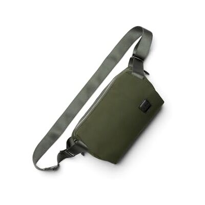 Bellroy Classic Sling 3 L, Sac bandoulière minimaliste Olive Sac à bandoulière minimaliste 3 L, pour le quotidien avec compartiments intérieurs, sangle réglable et auto-compression Bellroy Classic Sling 3 L, Sac bandoulière minimaliste Olive Sac à bandoulière minimaliste 3 L, pour le quotidien avec compartiments intérieurs, sangle réglable et auto-compression