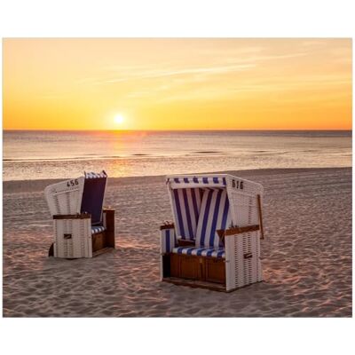 Wallario Poster Paniers de plage au coucher du soleil de qualité supérieure, dimensions : 40 x 50 cm Wallario Poster Paniers de plage au coucher du soleil de qualité supérieure, dimensions : 40 x 50 cm