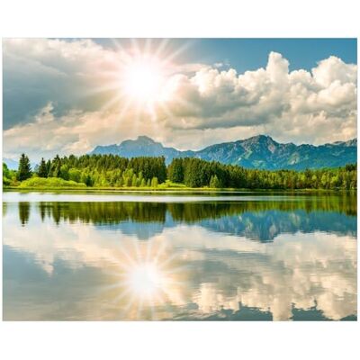 Wallario Poster Lac de montagne avec reflet de qualité supérieure Dimensions : 40 x 50 cm Wallario Poster Lac de montagne avec reflet de qualité supérieure Dimensions : 40 x 50 cm