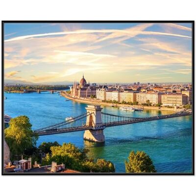 Wallario Poster métropole sur le Danube de qualité supérieure avec cadre noir 40 x 50 cm Wallario Poster métropole sur le Danube de qualité supérieure avec cadre noir 40 x 50 cm