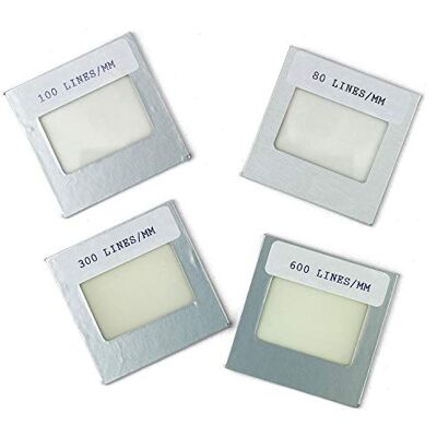 3B Scientific Lot de 4 grilles de transmission pour examens spectroscopiques 3B Scientific Lot de 4 grilles de transmission pour examens spectroscopiques