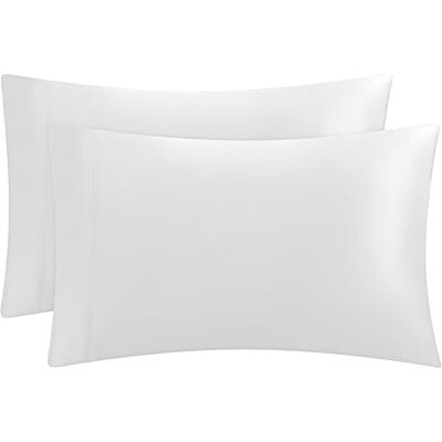 Juicy Couture Lot de 2 taies d'oreiller en satin pour cheveux et peau, blanc pur pour très grand lit, housses de coussin rafraîchissantes en satin soyeux avec fermeture à rabat Juicy Couture Lot de 2 taies d'oreiller en satin pour cheveux et peau, blanc pur pour très grand lit, housses de coussin rafraîchissantes en satin soyeux avec fermeture à rabat