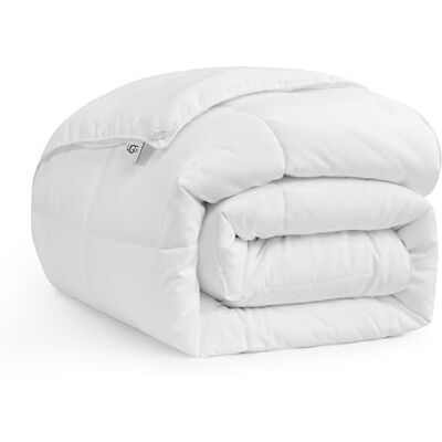UGG Aimee 23743 Couette basique matelassée évacuant l'humidité pour très grand lit – Lavable en machine – Tissu doux et rafraîchissant de style hôtelier – Couette alternative au duvet pour très grand UGG Aimee 23743 Couette basique matelassée évacuant l'humidité pour très grand lit – Lavable en machine – Tissu doux et rafraîchissant de style hôtelier – Couette alternative au duvet pour très grand