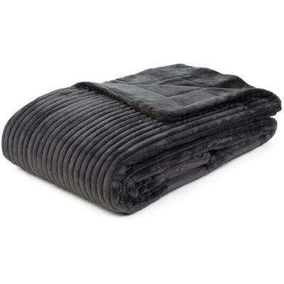Gözze Couverture douce et moelleuse, aspect Velours côtelé, 1620g/Stück, 150 x 200 cm Anthracite Gözze Couverture douce et moelleuse, aspect Velours côtelé, 1620g/Stück, 150 x 200 cm Anthracite