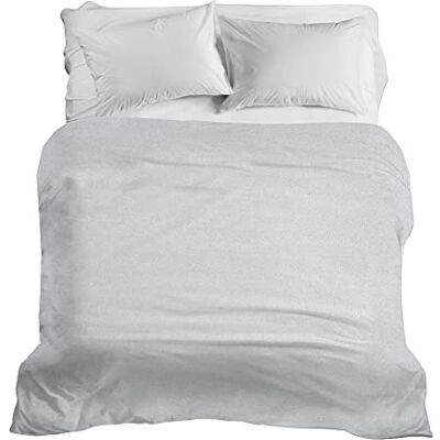 PENSIERI DELICATI DELICATE THOUGHTS Couvre-lit double 260 x 280 cm, couvre-lit simple 100% coton piqué, idéal comme drap décoratif, couverture protège-lit double, motif Dublin gris, 100% fabriqué en Italie PENSIERI DELICATI DELICATE THOUGHTS Couvre-lit double 260 x 280 cm, couvre-lit simple 100% coton piqué, idéal comme drap décoratif, couverture protège-lit double, motif Dublin gris, 100% fabriqué en Italie