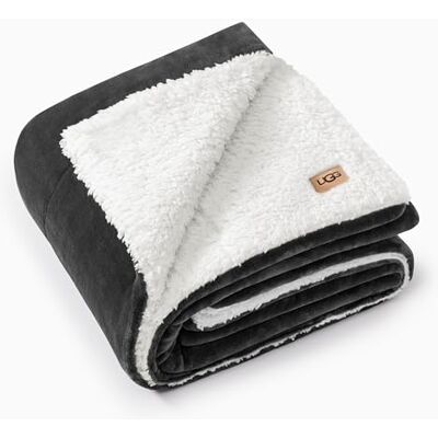 UGG Nita 35988 Nita Couverture chaude réversible grosse couverture décorative de chambre en polaire hypoallergénique, confortable, lavable en machine, pour canapé et lit, 127 x 178 cm, gris anthracite UGG Nita 35988 Nita Couverture chaude réversible grosse couverture décorative de chambre en polaire hypoallergénique, confortable, lavable en machine, pour canapé et lit, 127 x 178 cm, gris anthracite