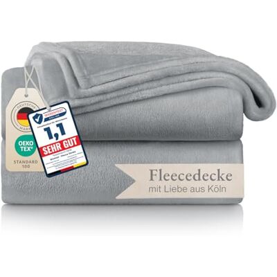 Blumtal Couverture Polaire 130 x 150 Plaid Gris Certifié OEKO-TEX®, Plaid Cocooning Couverture Polaire Epaisse, Moelleuse, Douce Et Chaude Haute Qualité Blumtal Couverture Polaire 130 x 150 Plaid Gris Certifié OEKO-TEX®, Plaid Cocooning Couverture Polaire Epaisse, Moelleuse, Douce Et Chaude Haute Qualité
