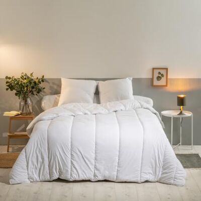 Bleu Calin Couette Tempérée Douce et Confortable, Pour lit 2 Personnes, 240x260 cm Bleu Calin Couette Tempérée Douce et Confortable, Pour lit 2 Personnes, 240x260 cm