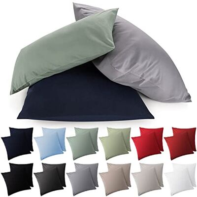 Blumtal Taie Oreiller 50x50 Lot de 2 Housse de Coussin Microfibre Taies d'oreillers avec fermeture éclair, certifiée Oeko-Tex, extra douce et lavable Bleu foncé Blumtal Taie Oreiller 50x50 Lot de 2 Housse de Coussin Microfibre Taies d'oreillers avec fermeture éclair, certifiée Oeko-Tex, extra douce et lavable Bleu foncé