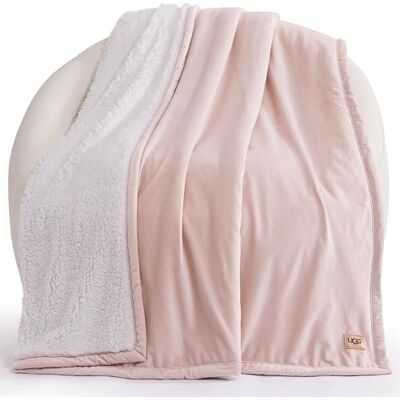UGG Bliss 23852 Couverture en sherpa entièrement réversible pour canapé ou lit Lavable en machine Facile d'entretien En peluche douce 177 x 127 cm Quartz UGG Bliss 23852 Couverture en sherpa entièrement réversible pour canapé ou lit Lavable en machine Facile d'entretien En peluche douce 177 x 127 cm Quartz
