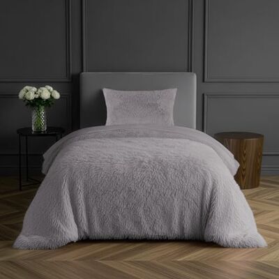 Sleepdown Parure de lit en Polaire à Poils Longs Imitation Fourrure, Super Douce, Facile d'entretien Housse de Couette avec taies d'oreiller pour lit 1 Place (135 cm x 200 cm), Polyester Argenté Sleepdown Parure de lit en Polaire à Poils Longs Imitation Fourrure, Super Douce, Facile d'entretien Housse de Couette avec taies d'oreiller pour lit 1 Place (135 cm x 200 cm), Polyester Argenté