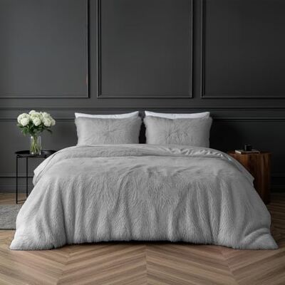 Sleepdown Parure de lit en polaire à poils longs Super douce, Facile d'entretien, Housse de couette avec taies d'oreiller Super King Size (220 x 260 cm) Argenté Sleepdown Parure de lit en polaire à poils longs Super douce, Facile d'entretien, Housse de couette avec taies d'oreiller Super King Size (220 x 260 cm) Argenté