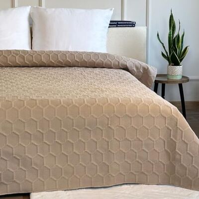 Euromat Couvre-lit matelassé (sans taie d'oreiller) Dimensions : 220 x 240 cm (beige Parla 3D) Euromat Couvre-lit matelassé (sans taie d'oreiller) Dimensions : 220 x 240 cm (beige Parla 3D)