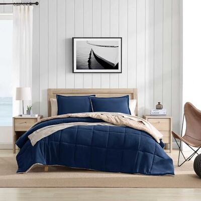 Nautica Parure de lit réversible en microsuède avec taies d'oreiller assorties, parure de lit en sherpa super douce, certifiée Oeko-Tex (bleu marine Beckett, très grand lit) Nautica Parure de lit réversible en microsuède avec taies d'oreiller assorties, parure de lit en sherpa super douce, certifiée Oeko-Tex (bleu marine Beckett, très grand lit)