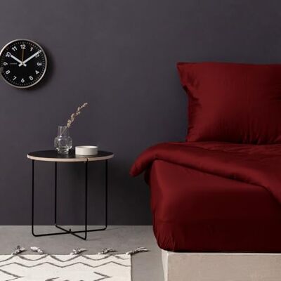 Nuit Des Rêves Luxurious Satin King Fitted Sheet (160 x 200 + 30 cm), Maroon, 100% coton, 125 g/m² Doux, respirant, parfait pour les chambres élégantes et le confort Nuit Des Rêves Luxurious Satin King Fitted Sheet (160 x 200 + 30 cm), Maroon, 100% coton, 125 g/m² Doux, respirant, parfait pour les chambres élégantes et le confort