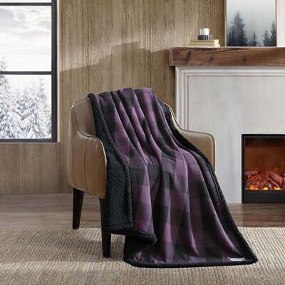 Eddie Bauer Jeté de lit réversible en flanelle sherpa, décoration d'intérieur pour toutes les saisons (plaid cabin violet, jeté) Eddie Bauer Jeté de lit réversible en flanelle sherpa, décoration d'intérieur pour toutes les saisons (plaid cabin violet, jeté)