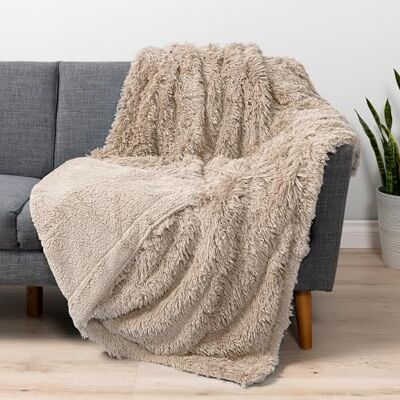 PAVILIA Couverture douce et moelleuse en fausse fourrure, taupe camel, couverture chaude à poils longs en fourrure Sherpa pour lit, canapé, jeté décoratif en peluche confortable, épais, 127 x 152,4 cm PAVILIA Couverture douce et moelleuse en fausse fourrure, taupe camel, couverture chaude à poils longs en fourrure Sherpa pour lit, canapé, jeté décoratif en peluche confortable, épais, 127 x 152,4 cm