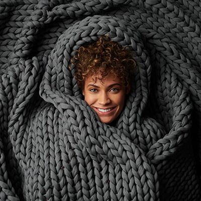 Bearaby Couverture lestée en coton tricoté à la main pour adultes – Couverture lestée en grosse maille – Durable, respirante, organique et rafraîchissante – Lavable en machine (gris astéroïde, 6,8 kg) Bearaby Couverture lestée en coton tricoté à la main pour adultes – Couverture lestée en grosse maille – Durable, respirante, organique et rafraîchissante – Lavable en machine (gris astéroïde, 6,8 kg)