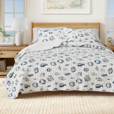 Great Bay Home Parure de lit double avec couette côtière d'été avec couvre-oreiller, couvre-lit réversible 2 pièces pour toutes les saisons, couvre-lit matelassé nautique léger, collection bord de mer, poisson bleu Great Bay Home Parure de lit double avec couette côtière d'été avec couvre-oreiller, couvre-lit réversible 2 pièces pour toutes les saisons, couvre-lit matelassé nautique léger, collection bord de mer, poisson bleu