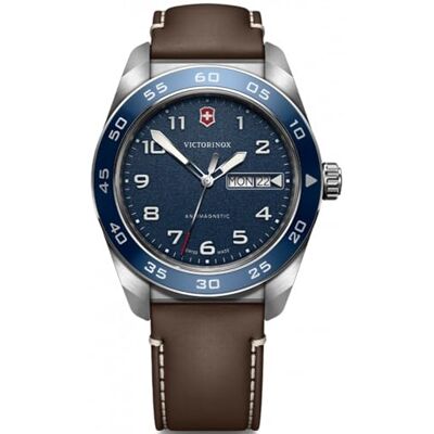 Victorinox Swiss Army Montre-bracelet analogique à quartz pour homme Boîtier en acier inoxydable Bracelet en cuir Bracelet de rechange, Bleu (Bracelet en Cuir Marron), Moderne Victorinox Swiss Army Montre-bracelet analogique à quartz pour homme Boîtier en acier inoxydable Bracelet en cuir Bracelet de rechange, Bleu (Bracelet en Cuir Marron), Moderne