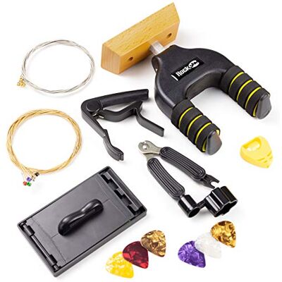 RockJam Kit d'accessoires pour guitare avec cintre, capodastre, enrouleur de cordes, nettoyeur de frettes, cordes de rechange et leçons RockJam Kit d'accessoires pour guitare avec cintre, capodastre, enrouleur de cordes, nettoyeur de frettes, cordes de rechange et leçons