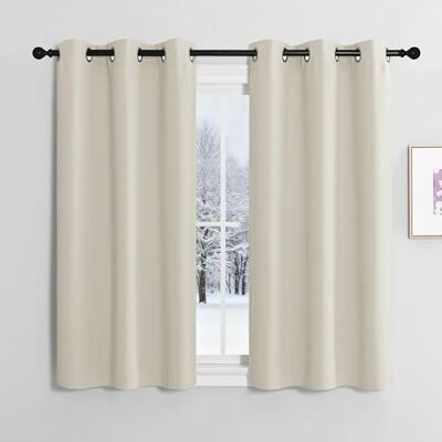 NICETOWN Rideaux Thermiques Panneaux Décoration de Petite Fenêtre à Oeillets Tissu Doux Lumineux Bloquer pour Chambre Maison Cuisine, L 107 x H 120 cm, Beige Clair, Lot de 2 NICETOWN Rideaux Thermiques Panneaux Décoration de Petite Fenêtre à Oeillets Tissu Doux Lumineux Bloquer pour Chambre Maison Cuisine, L 107 x H 120 cm, Beige Clair, Lot de 2